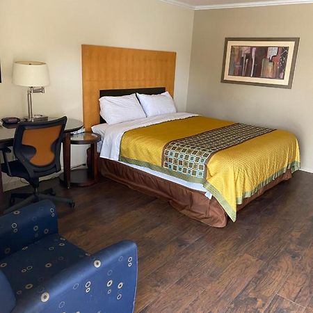Great Western Inn Junction City Bagian luar foto