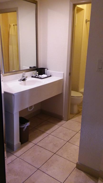 Great Western Inn Junction City Bagian luar foto