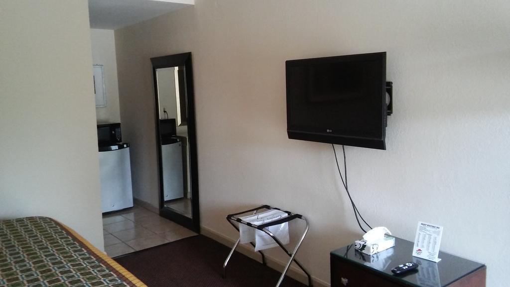Great Western Inn Junction City Bagian luar foto