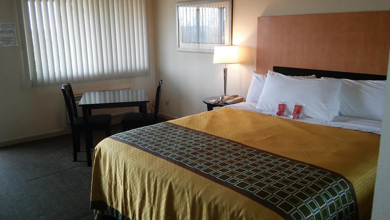 Great Western Inn Junction City Bagian luar foto