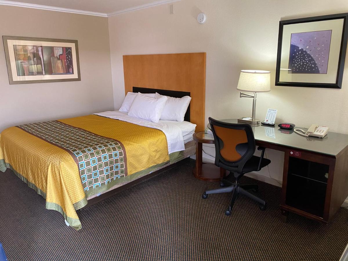 Great Western Inn Junction City Bagian luar foto